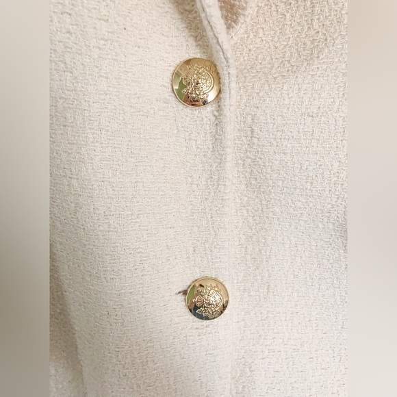 ZARA ECRU STRUCTURED COAT WITH GOLDEN BUTTONS - Picture 11 of 15